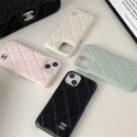 Chanel シャネルiphone 16 15/14 pro/15 pro max xs/8/7 plusカバー ストラップ付 カード入れ韓国風セレブ愛用 iphone16 15 アイフォン 15 14 13pro maxケース ジャケットスマホケース コピーセレブ愛用全機種対応ハイブランドケース パロディiphone16 15 14/13 pro max スマホケース コピー