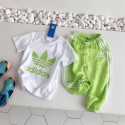 Adidas アディダス 子供服 ２点セット tシャツ 上下セット キッズ シャツ ショーツ ブランド セットアップ 子供の服 かわいい トップス ハーフパンツ ゆったり スポーツウェア おしゃれ 人気 メンズ レディーズ　4色  80 - 140cm