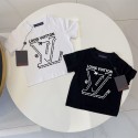 ルイヴィトン 子供の服 韓国風 2点セット 可愛い LV キッズ服 ハイブランド 女の子ｔシャツ 半袖 おしゃれ 英文字付き デニムショートパンツ ゆったり キッズ服 清楚感 夏着 普段着 カジュアル お出かけ ルームウェアー 旅行 海辺 通学 90-150 春夏