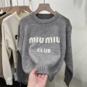 ミュウミュウ MiuMiu ブランド セーター レディー ニット トップス クールネック ケーブル ゆったり 体型カバー お洒落 可愛い 柔らか 暖かい 長袖 防寒対策 プルオーバー カジュアル 通勤 3色展開 秋 冬 春