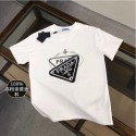 プラダ Tシャツ服  PRADA ハイブランド 上着 ペアルック お揃い tシャツ 親子 トップス ファション  半袖 夏 ホワイト  綿 トップス 親子ペア服 ロゴ大きめ 春 カップル お揃い 服 丸首 tシャツ 通気性 