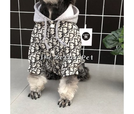 ディオール ペット服 LV 犬牽引リード シャネル 女の子　デニムパンツ ミュウミュウ ソックス