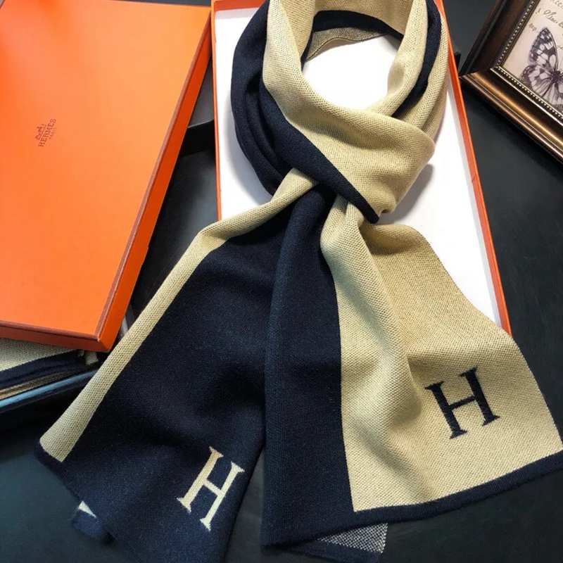 HERMES ハイランズ マフラー ユニセックス 濃紺 新品未使用ファッション小物