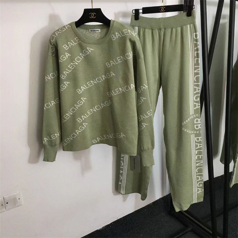 Balenciaga ニットセットアップ