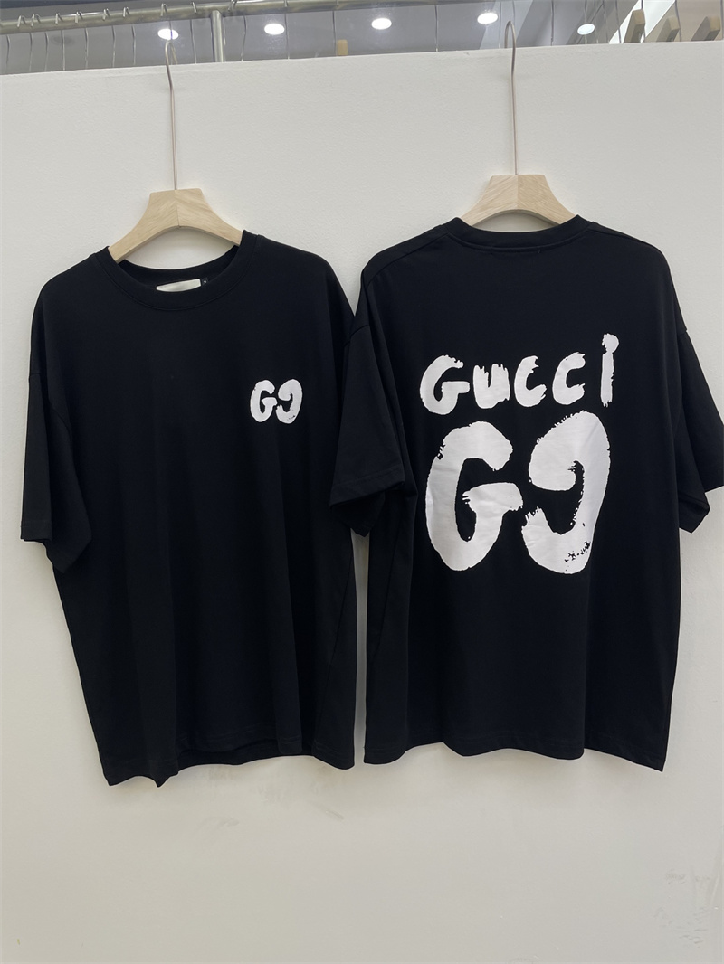 【送料無料人気SALE】GUCCI Tシャツ　半袖 GGロゴ メンズ レディース トップス