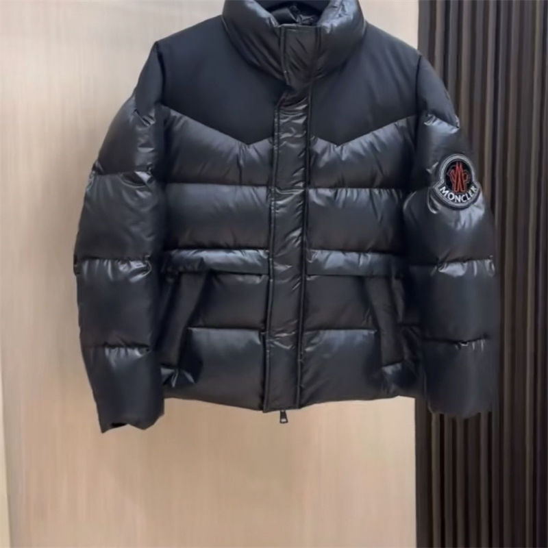 Moncler ハイブランドダウンジャケット